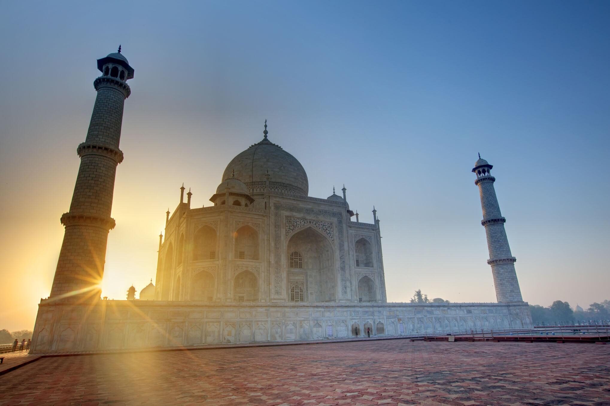 2. Taj Mahal, Tigers & Exquisite Frescoes2