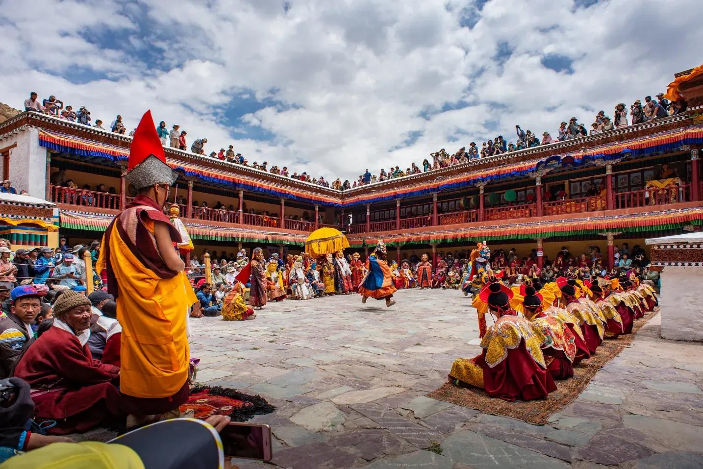 26. Hemis Tsechu Trail