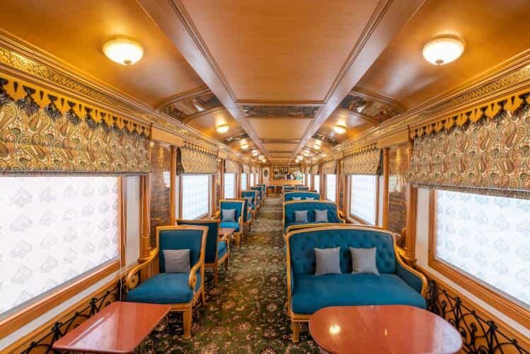 compressO-5. Luxury Train Trip in India2