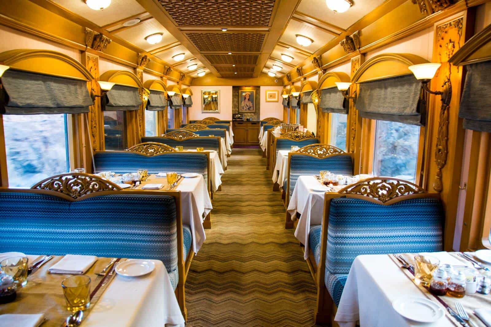 compressO-5. Luxury Train Trip in India3