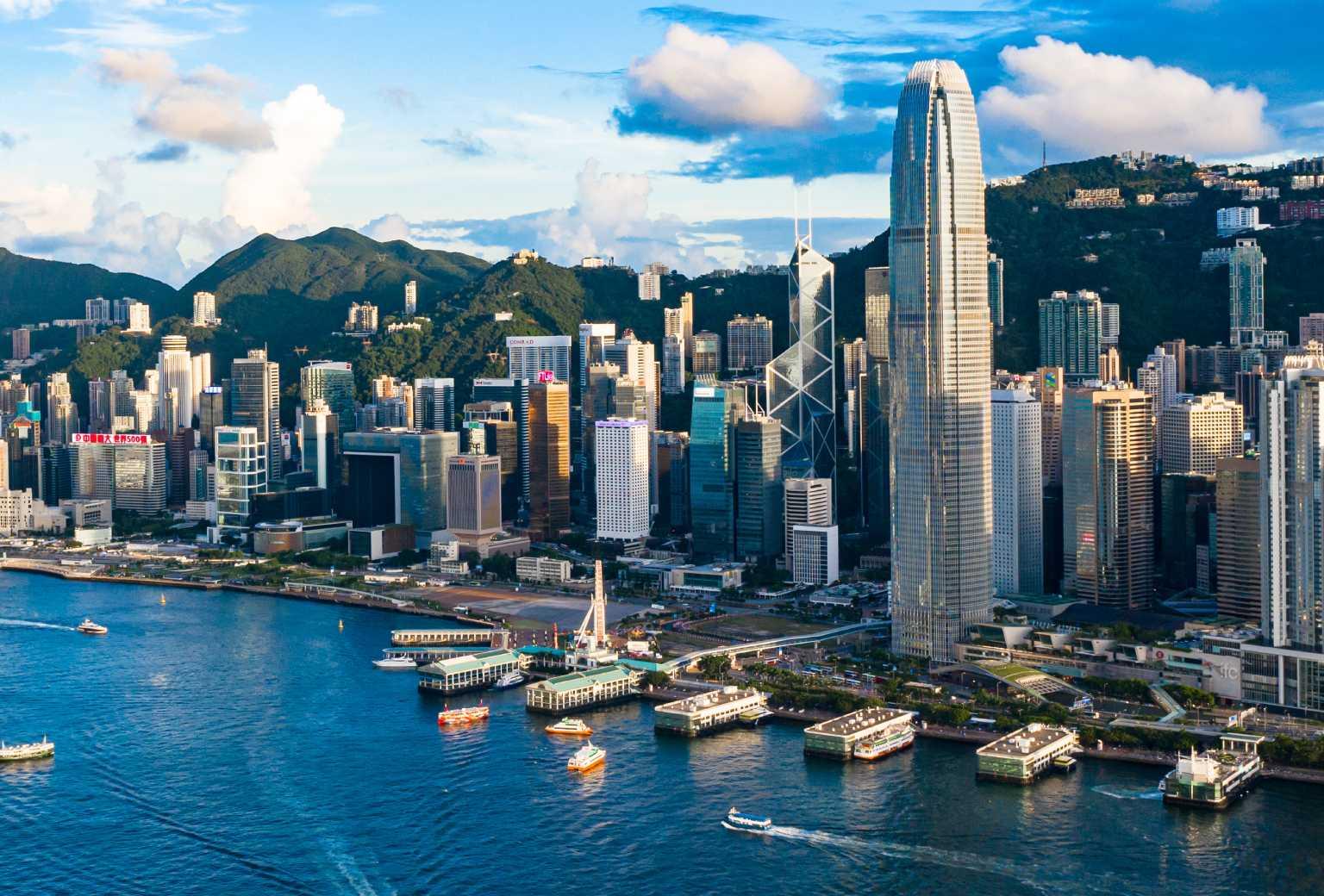 22. Hong Kong & Macau
